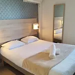 克莱蒙费朗哲泽法斯特酒店 2* 格尔扎特