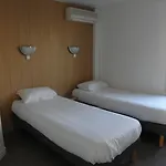 Hotel Fasthotel Clermont-ferrand 2*