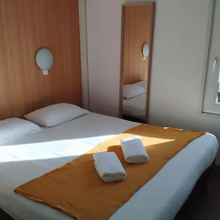 Hotell Fasthotel Clermont-ferrand 2*