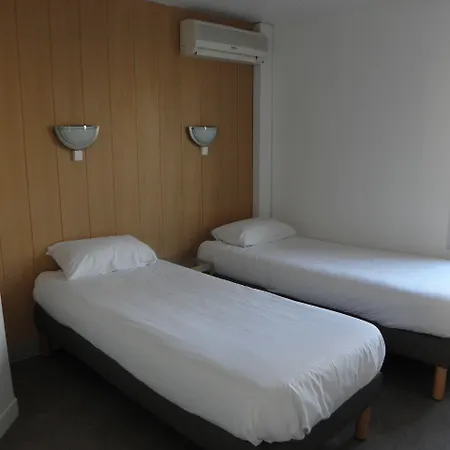 Hotell Fasthotel Clermont-ferrand 2*