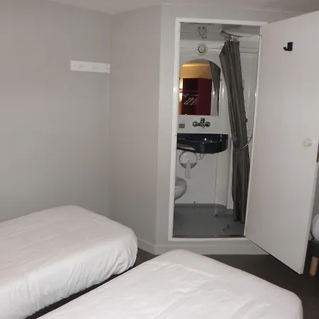 Fasthotel Clermont-ferrand Hotell 2*
