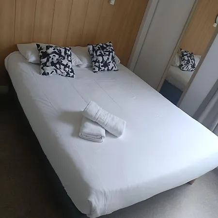 Fasthotel Clermont-ferrand Hotell