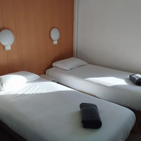 Hotell Fasthotel Clermont-ferrand Gerzat