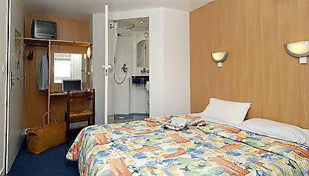 Hotell Fasthotel Clermont-ferrand 2*