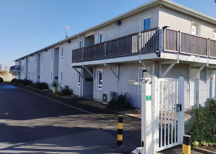 Fasthotel Clermont-ferrand Hotell