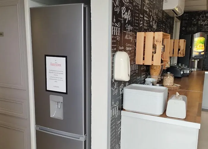 Fasthotel Clermont-ferrand 2*